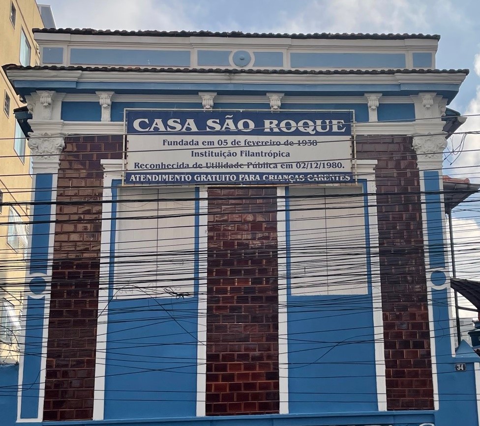 NATAL COM DOAÇÃO DE BRINQUEDOS CASA DE SÃO ROQUE